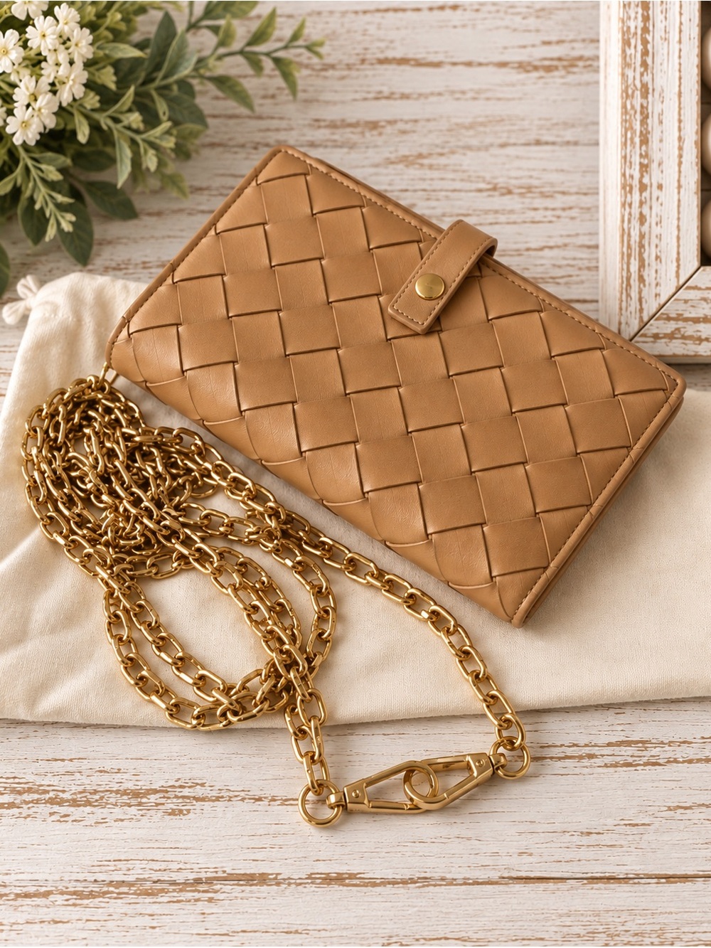 Bottega Veneta Intrecciato Pale Brown Leather Wallet w/ Chain & Dust Bag